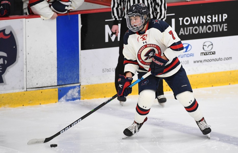 Wasyn Rice will join the UPEI Women's Hockey team in Winter 2022 photo of female hockey player skating