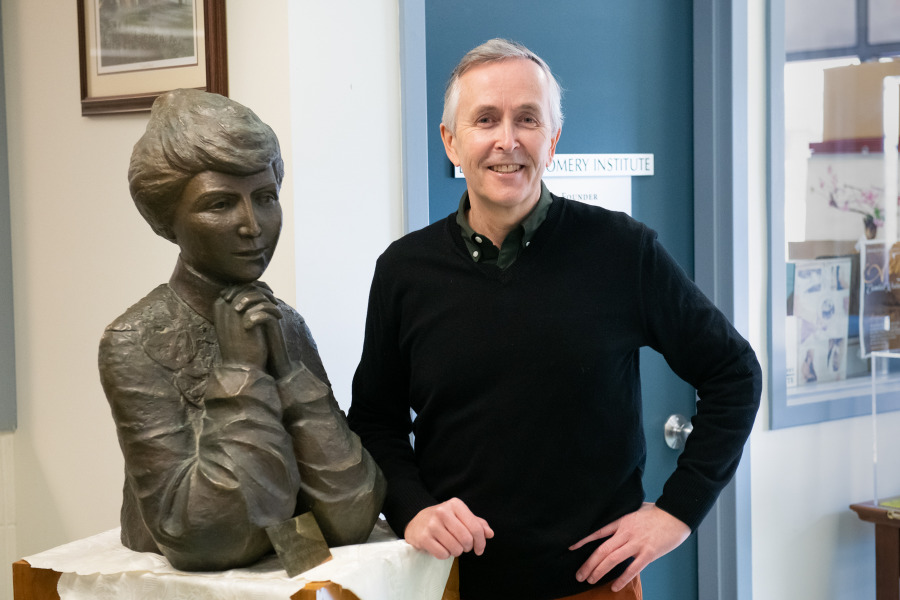 Dr. Alan MacEachern, co-chair of the LMMI's 15th biennial international conference and LMMI Visiting Scholar Dr. Alan MacEachern